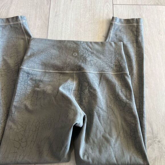 Lululemon women’s leggings size 6 - Picture 7 of 10